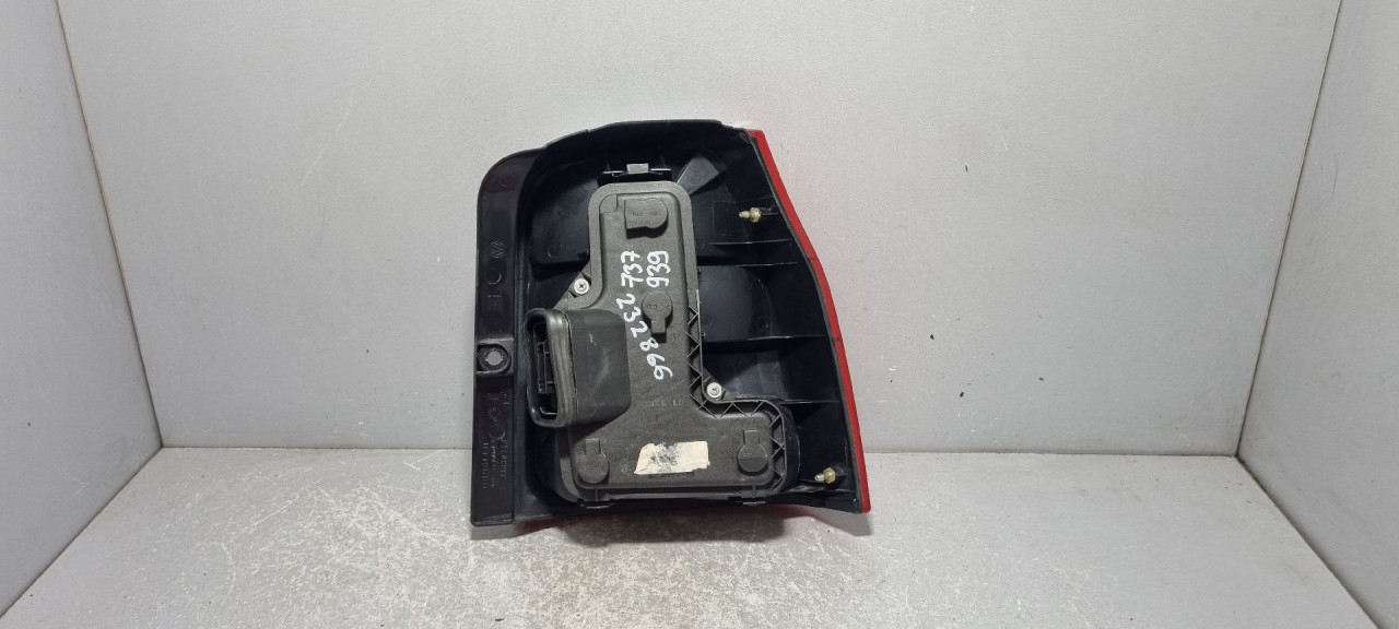 DIJELOVI STOP SVJETLO VW LUPO > 98-05 38030748