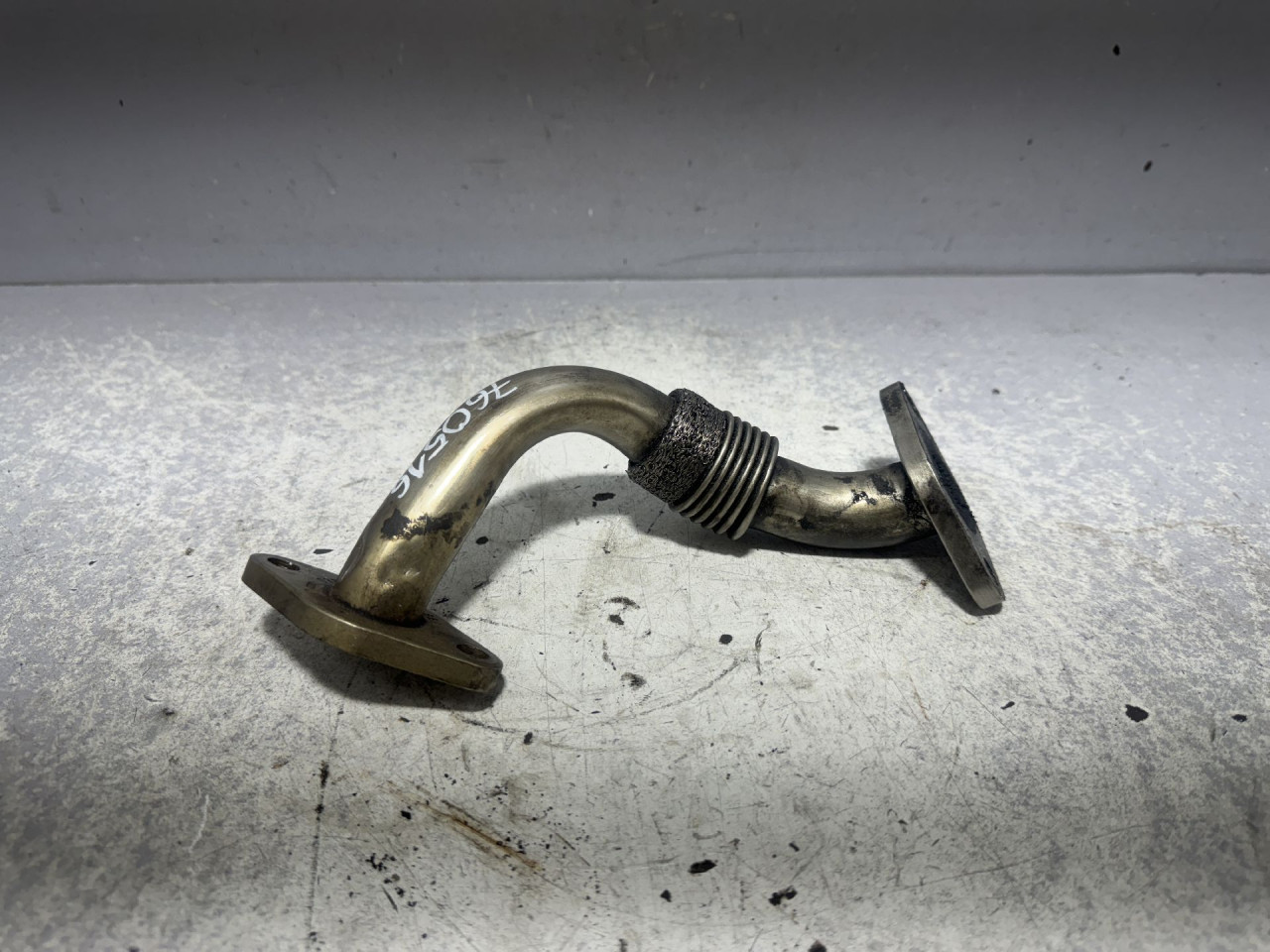 DIJELOVI CRIJEVO EGRA VW PASSAT B5 > 00-05 1.9 038131521L