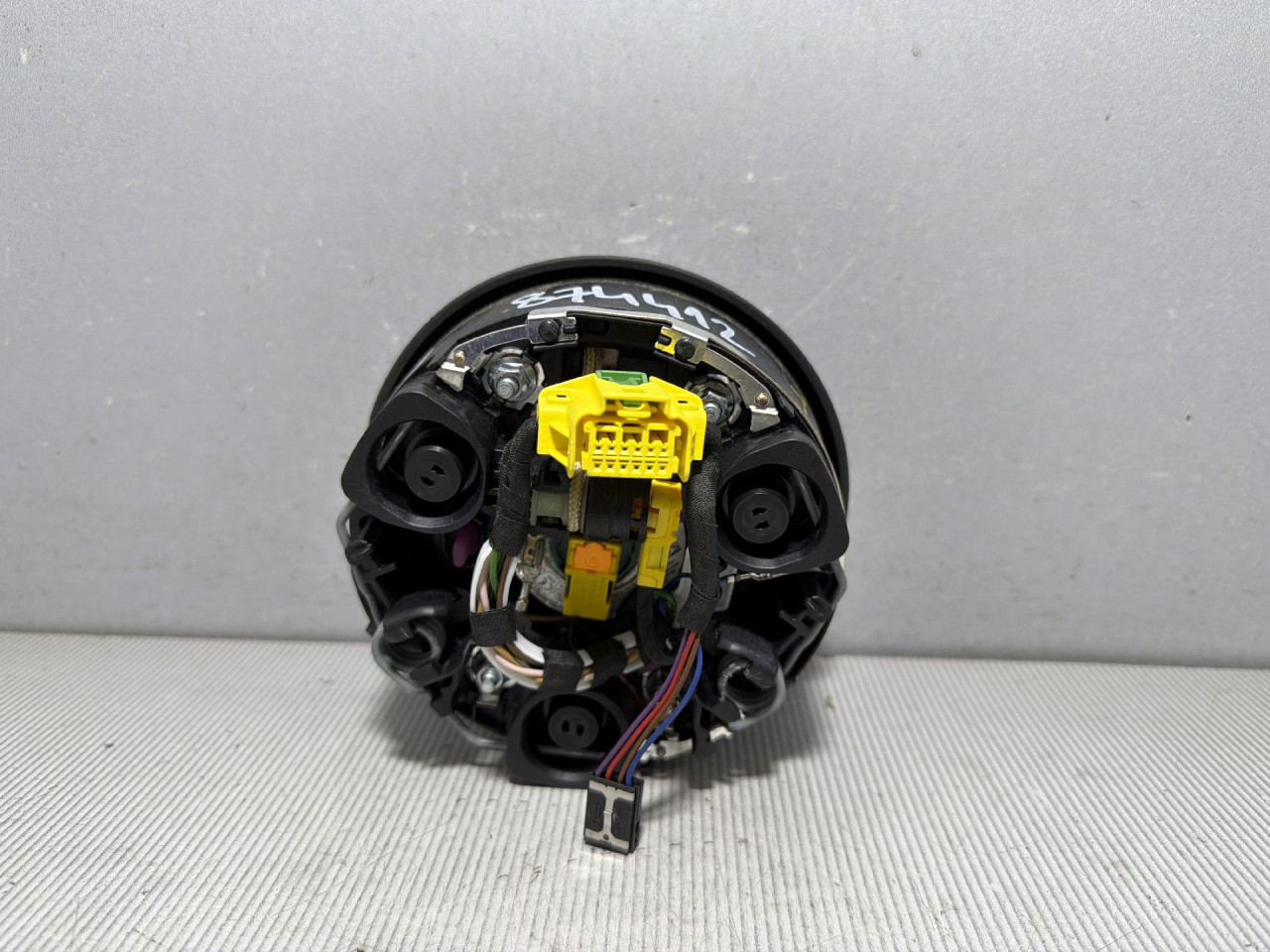 DIJELOVI AIRBAG VOLANA AUDI A4 (B9) > 19- 2.0 8W0880201