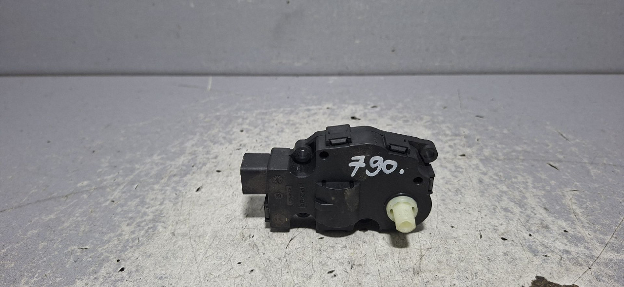 DIJELOVI MOTORIC KLAPNE AUDI A4 (B8) > 12-15 K9749007