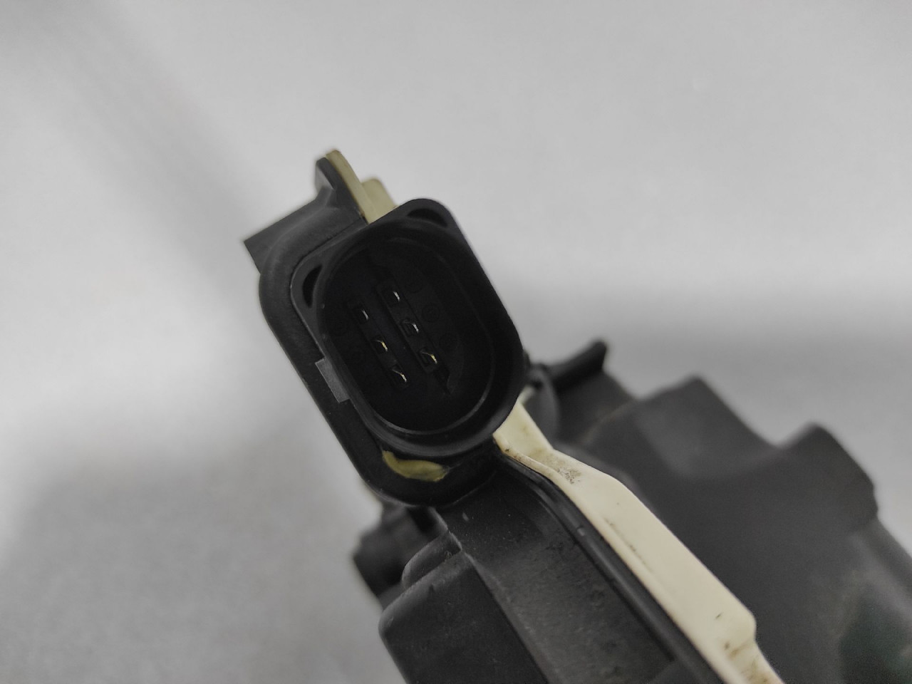 DIJELOVI BRAVA VRATA VW TIGUAN > 11-15 5N0839015G