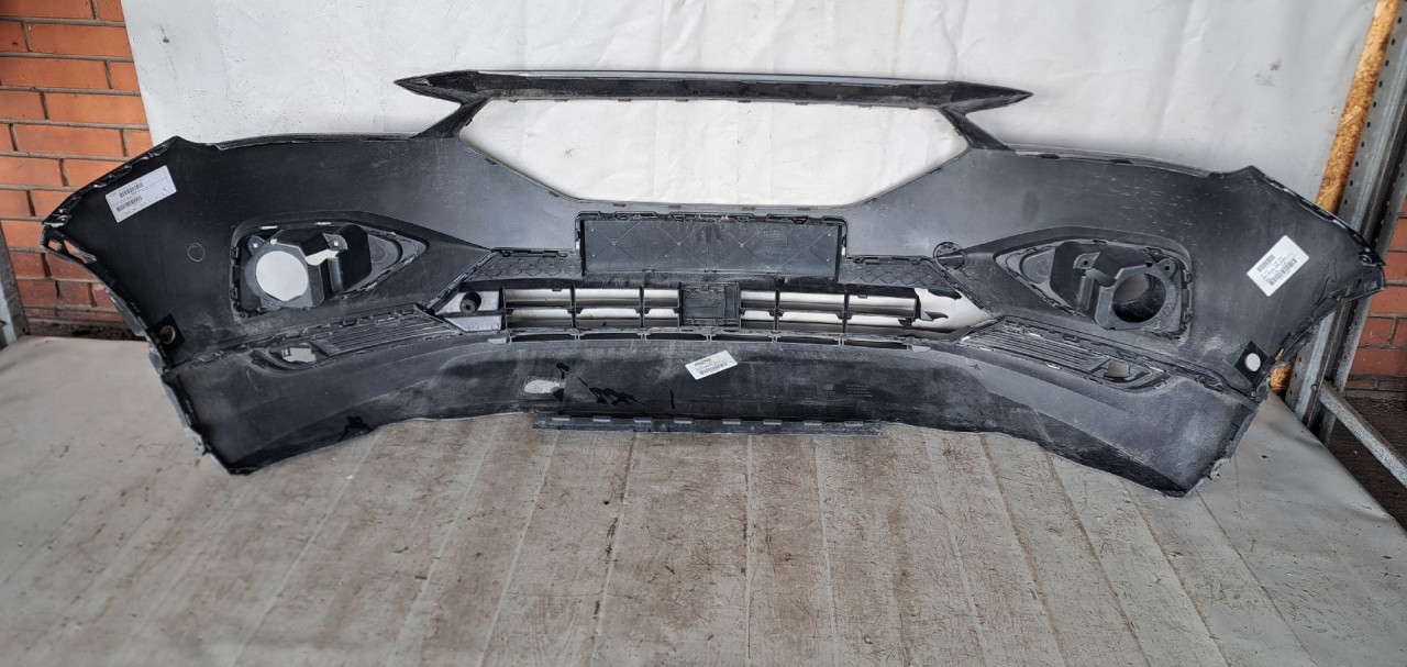 DIJELOVI BRANIK SEAT TARRACO > 18- 5FJ807221