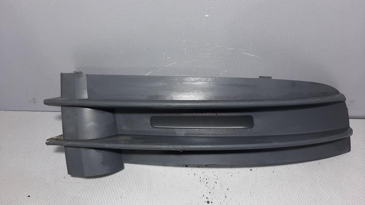 RESETKA BRANIKA VW CADDY > 03-10 2K0853684