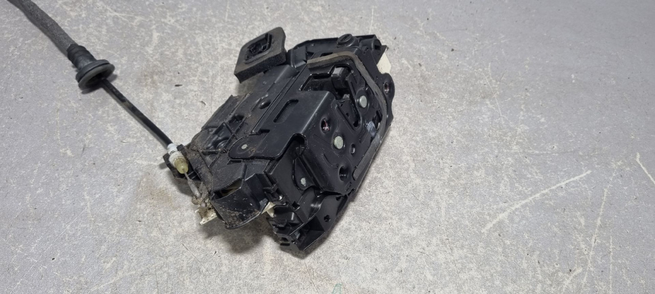 BRAVA VRATA VW PASSAT B7 > 10-14 5K4839016R