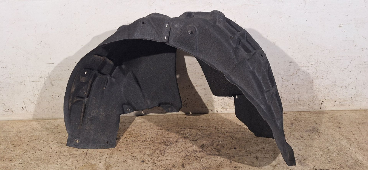 UNUTRASNJI BLATOBRAN AUDI Q3 > 11-15 8U0810171A