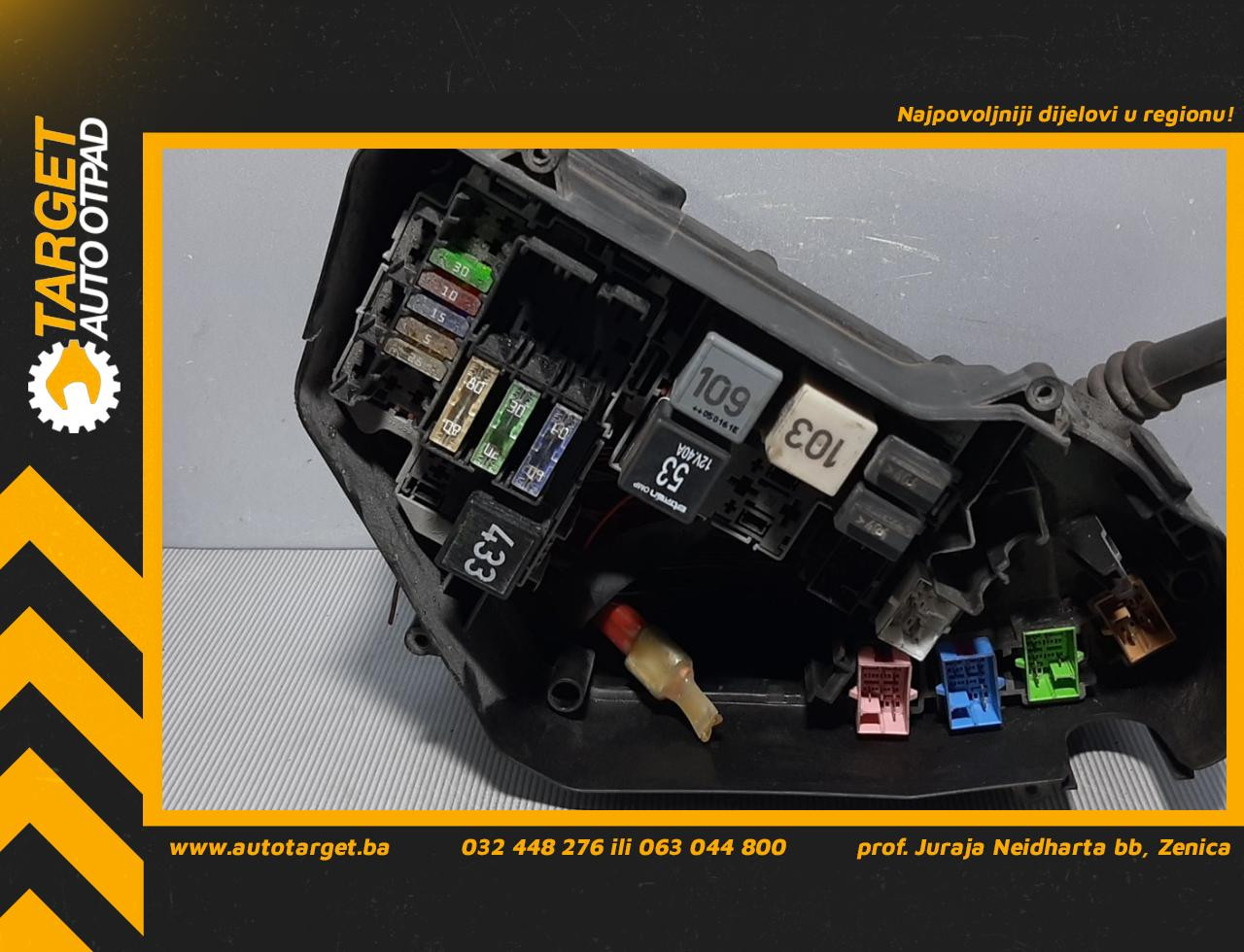 ELEKTRONIKA KUTIJA OSIGURACA VW TOUAREG > 02-06 7L09375