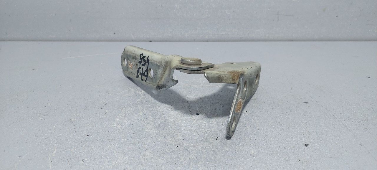 DIJELOVI SKARE OD HAUBE VW POLO > 05-09 6Q0823302C