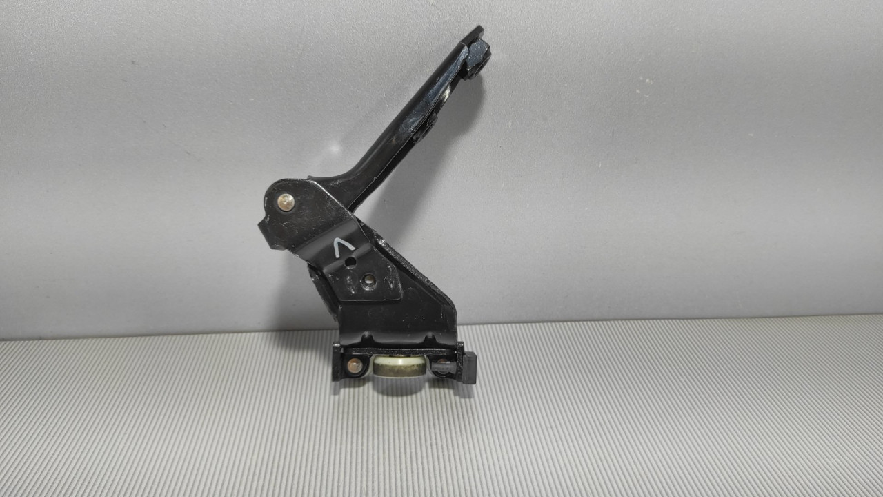 DIJELOVI BAGLAMA VW CADDY > 10-15 2K0843335A