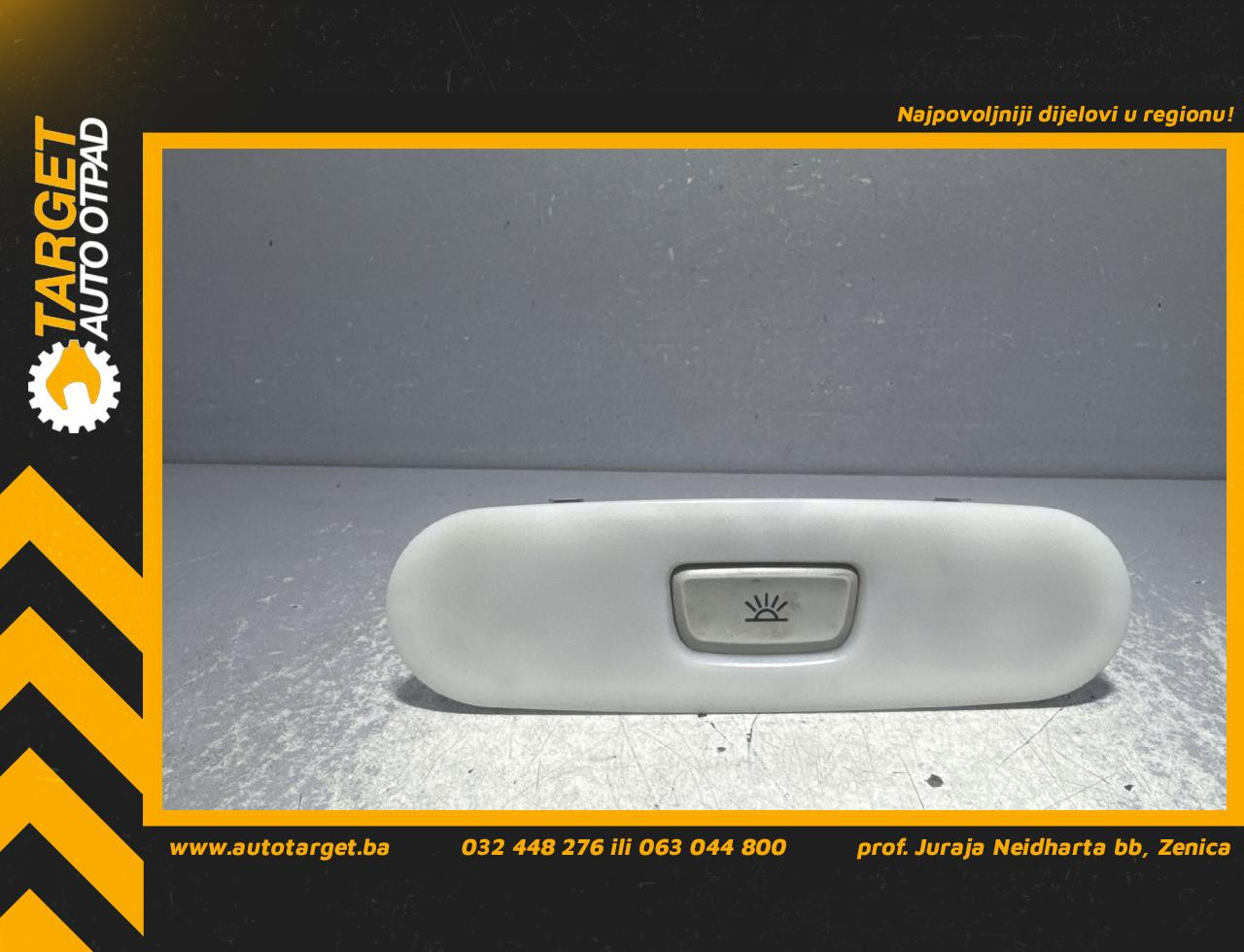 DIJELOVI RASVJETA U KABINI AUDI A4 (B8) > 12-15 2.0 8T0947111