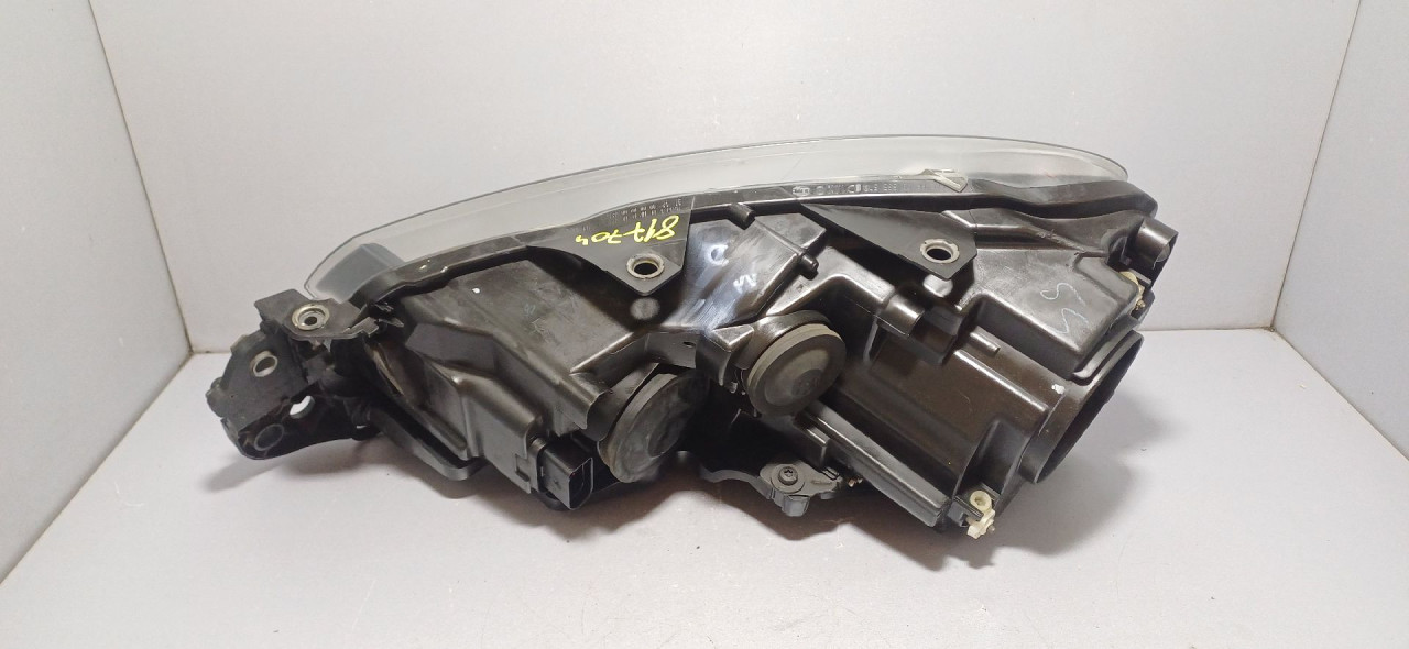 DIJELOVI FAR VW GOLF 6 SW > 09-13