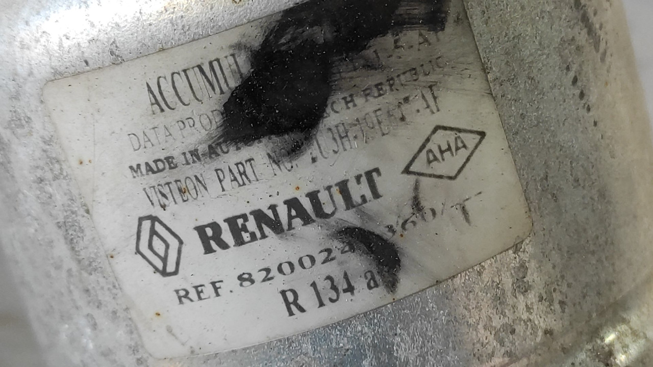 KONDENZATOR KLIME RENAULT MEGANE > 02-05 8200241360