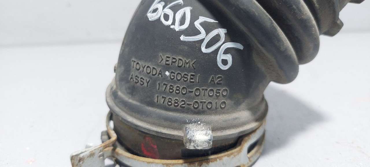 DIJELOVI CRIJEVO TOYOTA AURIS > 13-15 178800T050