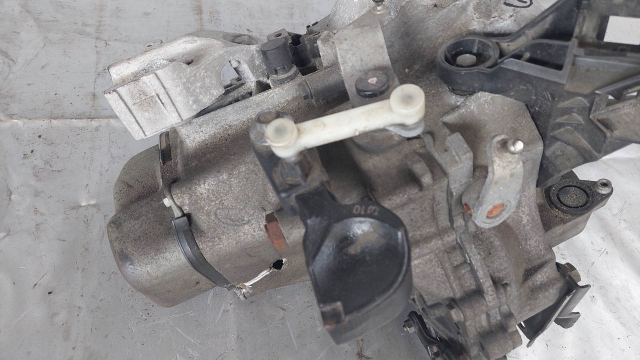 DIJELOVI MJENJAC PEUGEOT 208 > 15-19 20A701