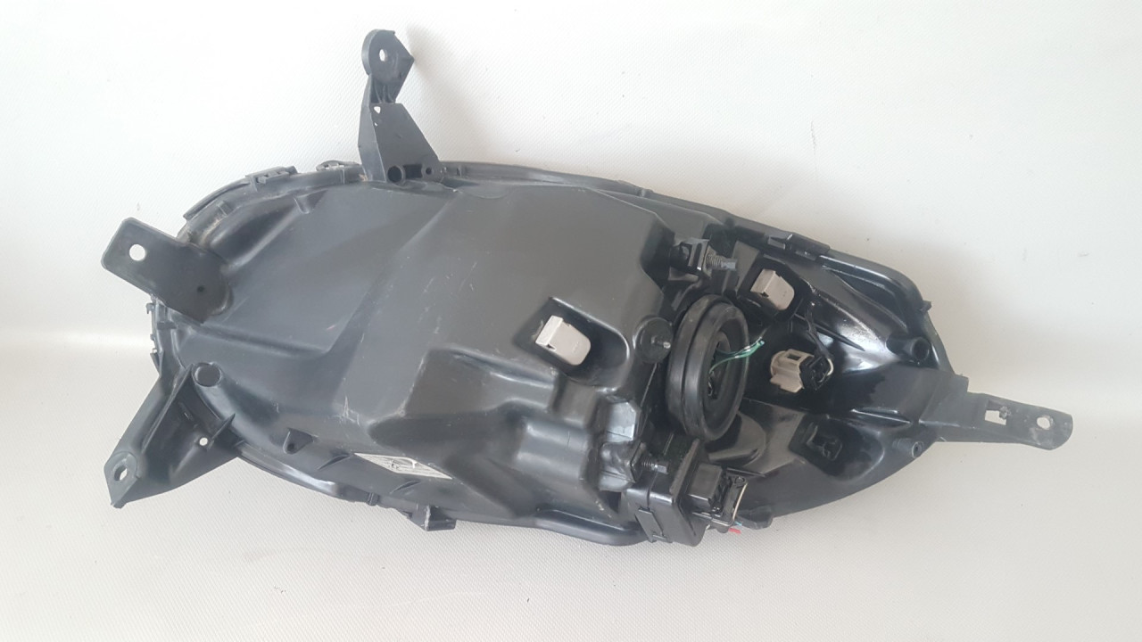 DIJELOVI FAR NISSAN MICRA > 03-05 26060AX700