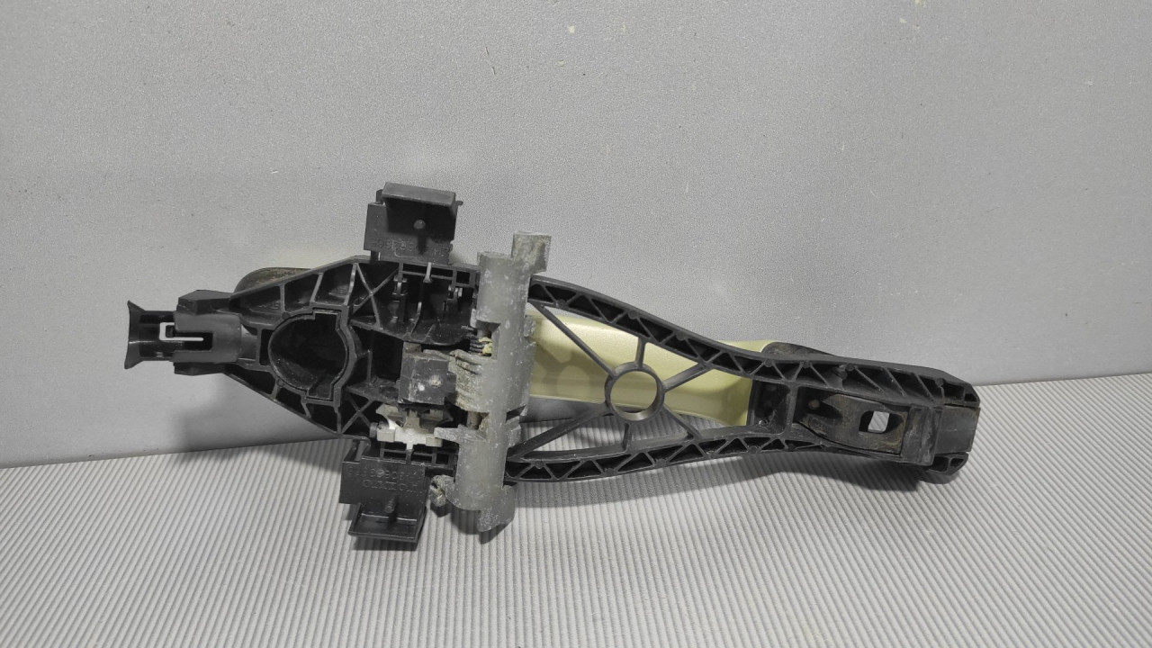 RUCKA VRATA VOLVO S40/V50 > 04-07 30663866