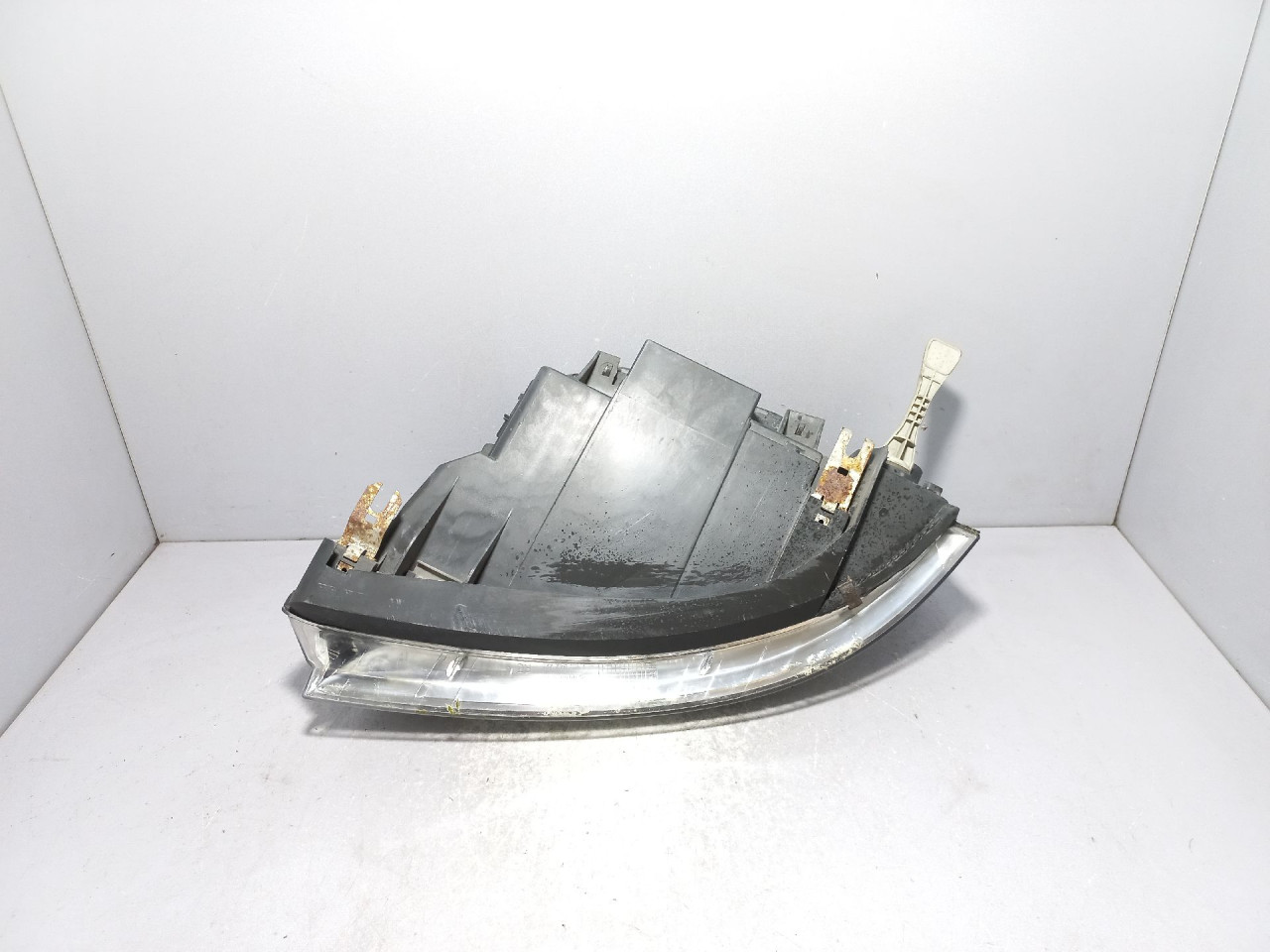 DIJELOVI FAR VW SHARAN > 00-03 7M3941016L