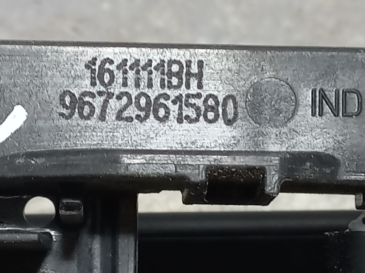 RUCKA VRATA PEUGEOT 207 > 06-09 9672961580