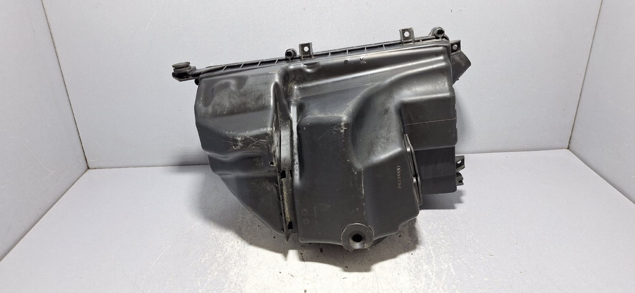 KUCISTE FILTERA ZRAKA VOLVO XC60 > 13-17 31319684