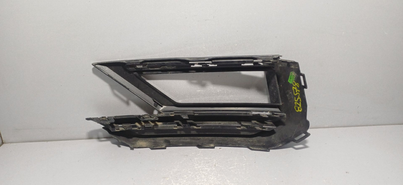 DIJELOVI RESETKA BRANIKA VW TIGUAN > 16-20 5NA853666E