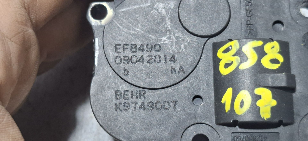 DIJELOVI MOTORIC KLAPNE AUDI A4 (B8) > 12-15 K9749007