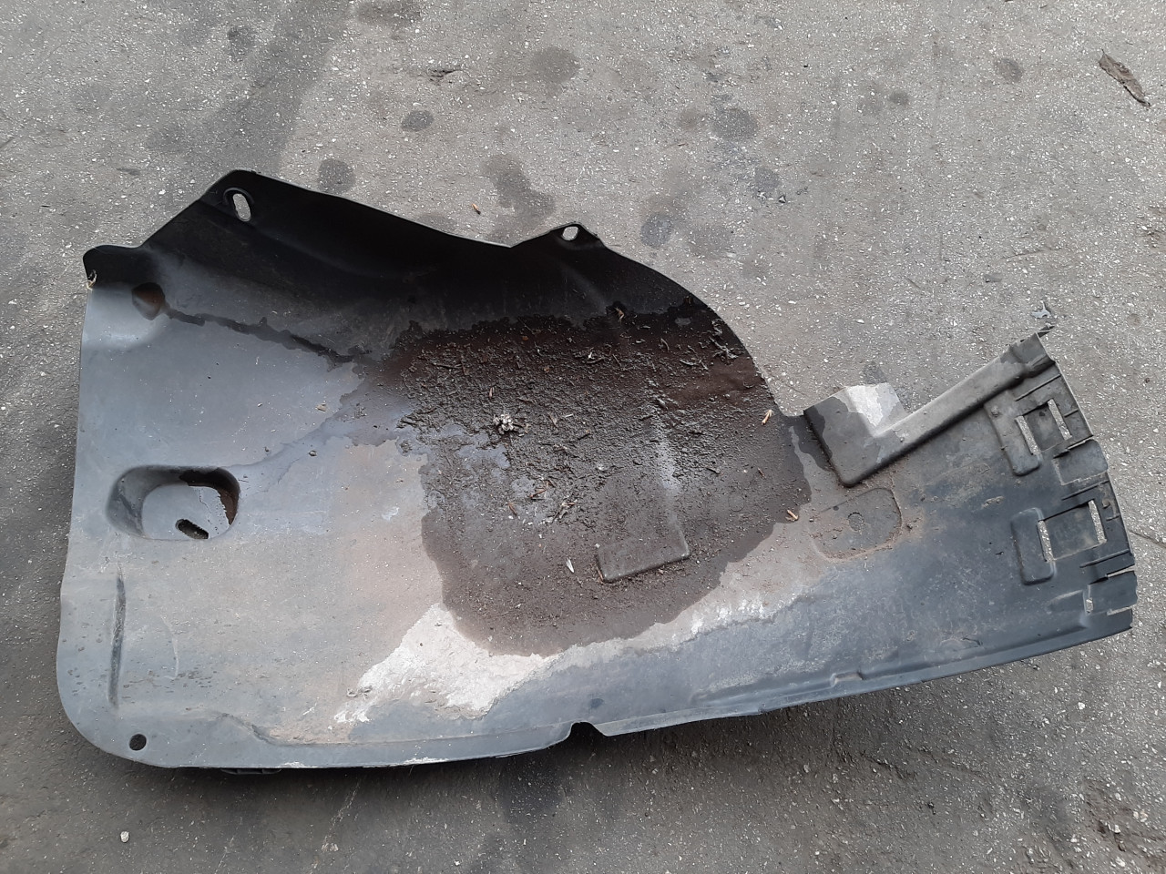 UNUTRASNJI BLATOBRAN OPEL ASTRA H > 04-06 13125604