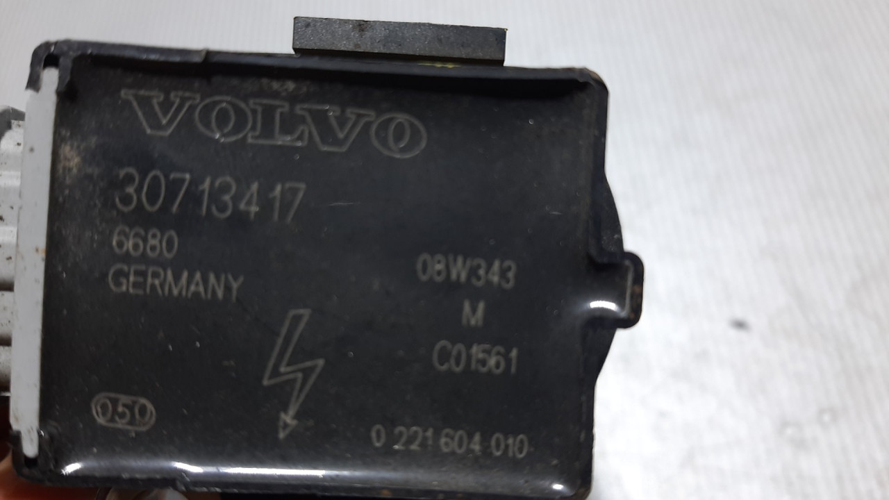 DIJELOVI BOMBINA VOLVO V70 > 08-11 30713417