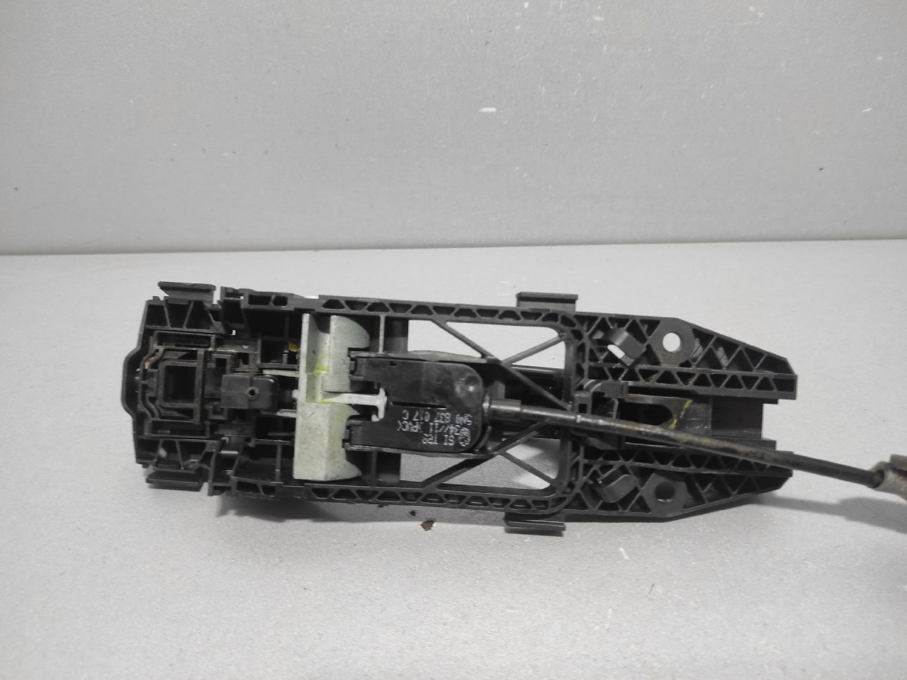 DIJELOVI RUCKA VRATA VW JETTA > 10-14 5N0839885H