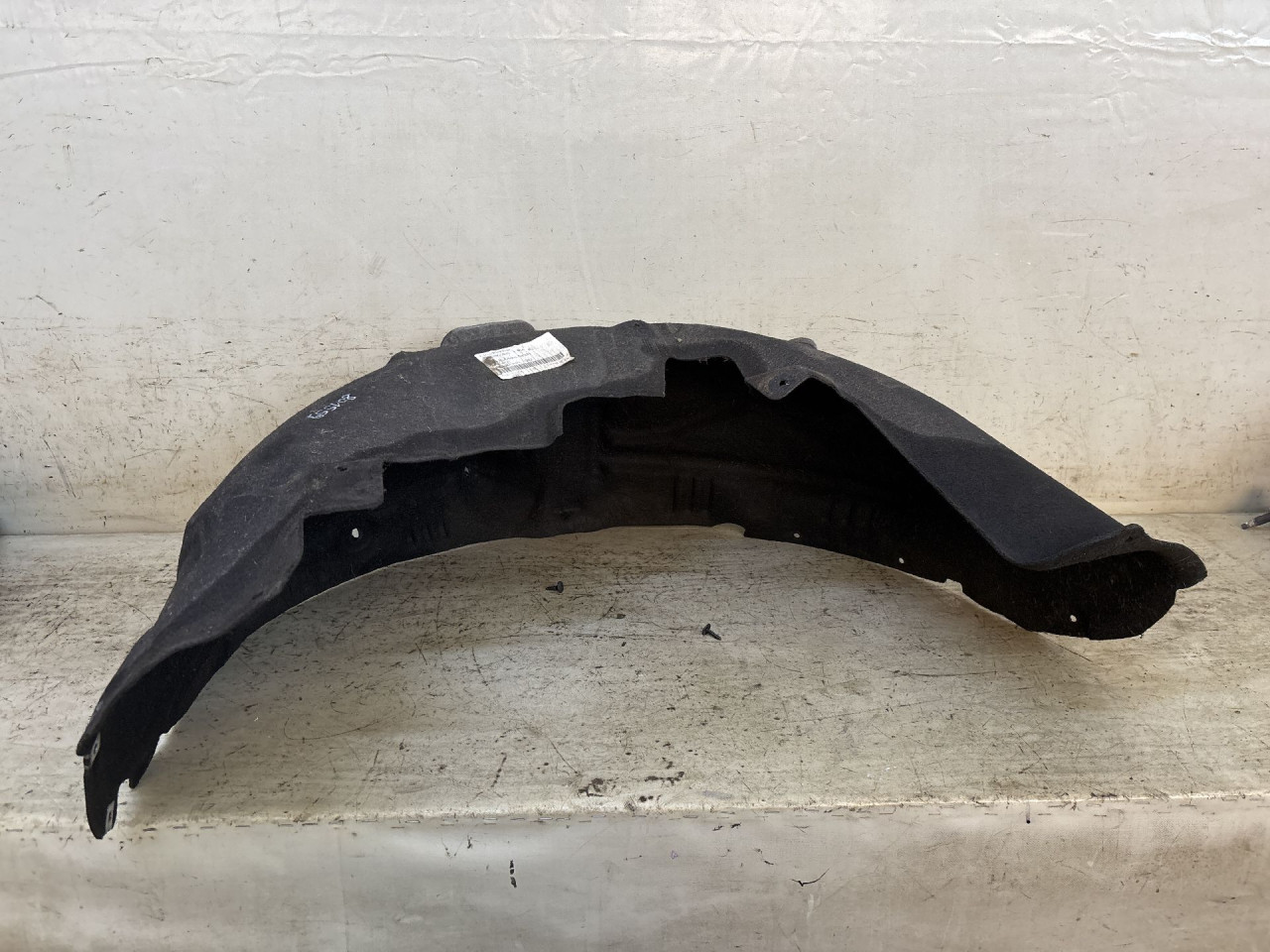 UNUTRASNJI BLATOBRAN MERCEDES GLC (X253) > 16- A2536900