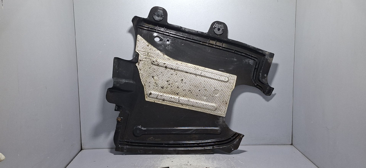 DIJELOVI PODNA ZASTITA SKODA SUPERB > 19- 2.0 3V0825205