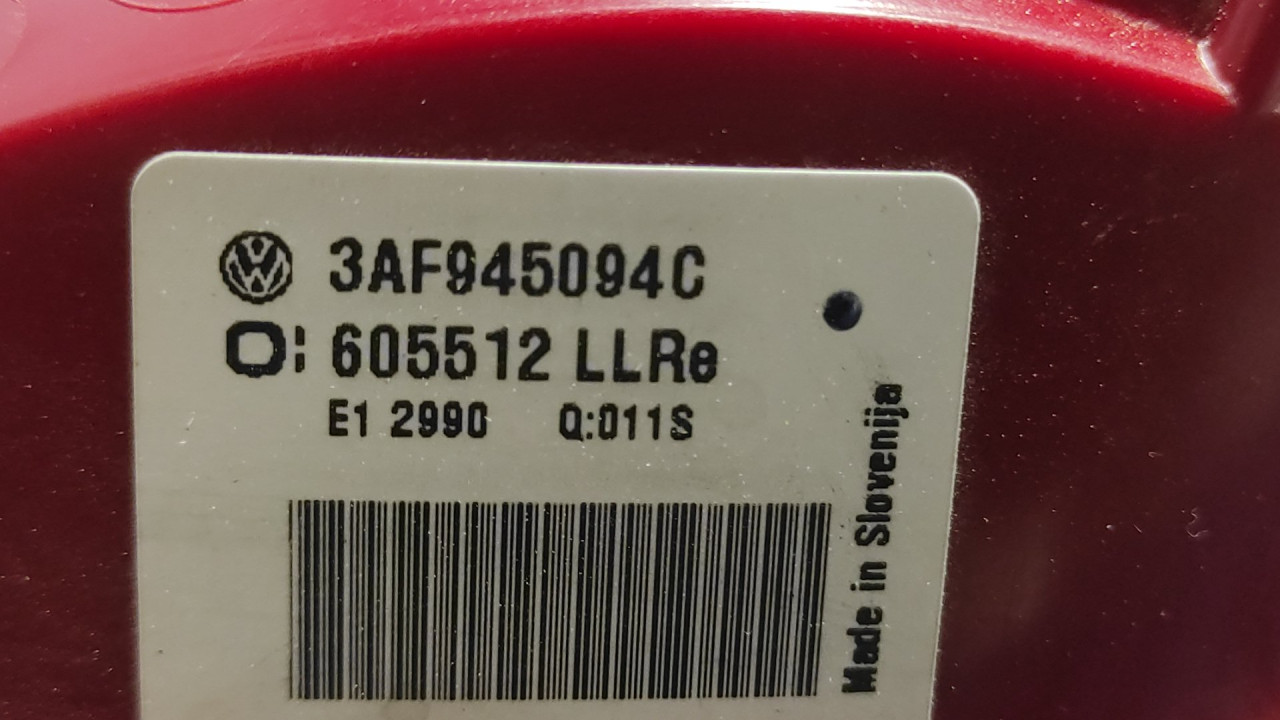 DIJELOVI STOP SVJETLO VW PASSAT B7 > 10-14 3AF945094C