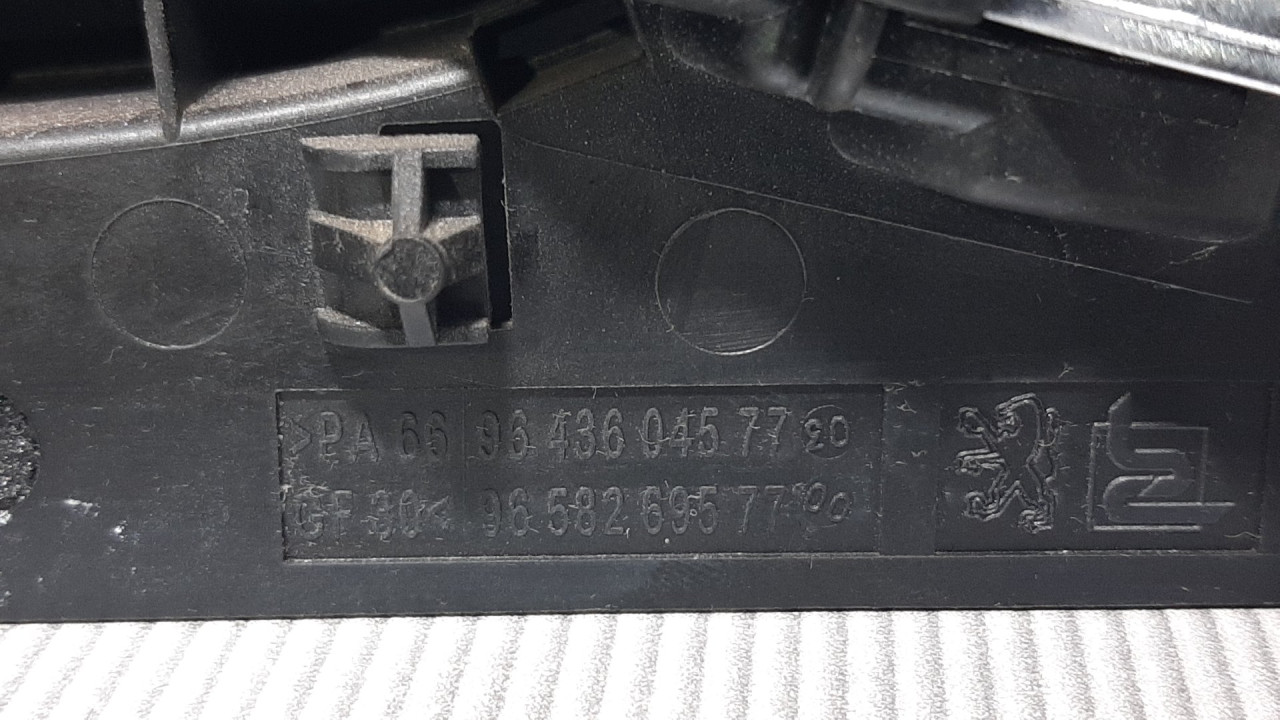 UNUTRASNJA RUCKA VRATA PEUGEOT 307 > 01-05 9643604577