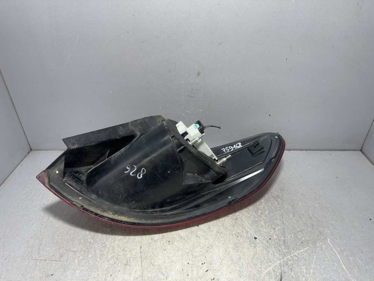 STOP SVJETLO VW PASSAT CC > 12-15 3C8945095D