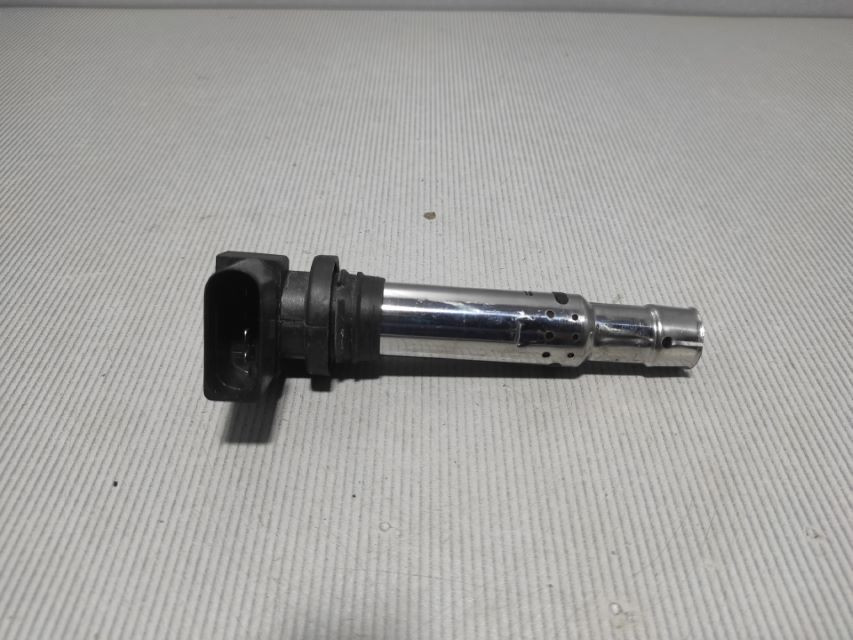 DIJELOVI BOMBINA VW PASSAT B6 > 05-10 036905715F