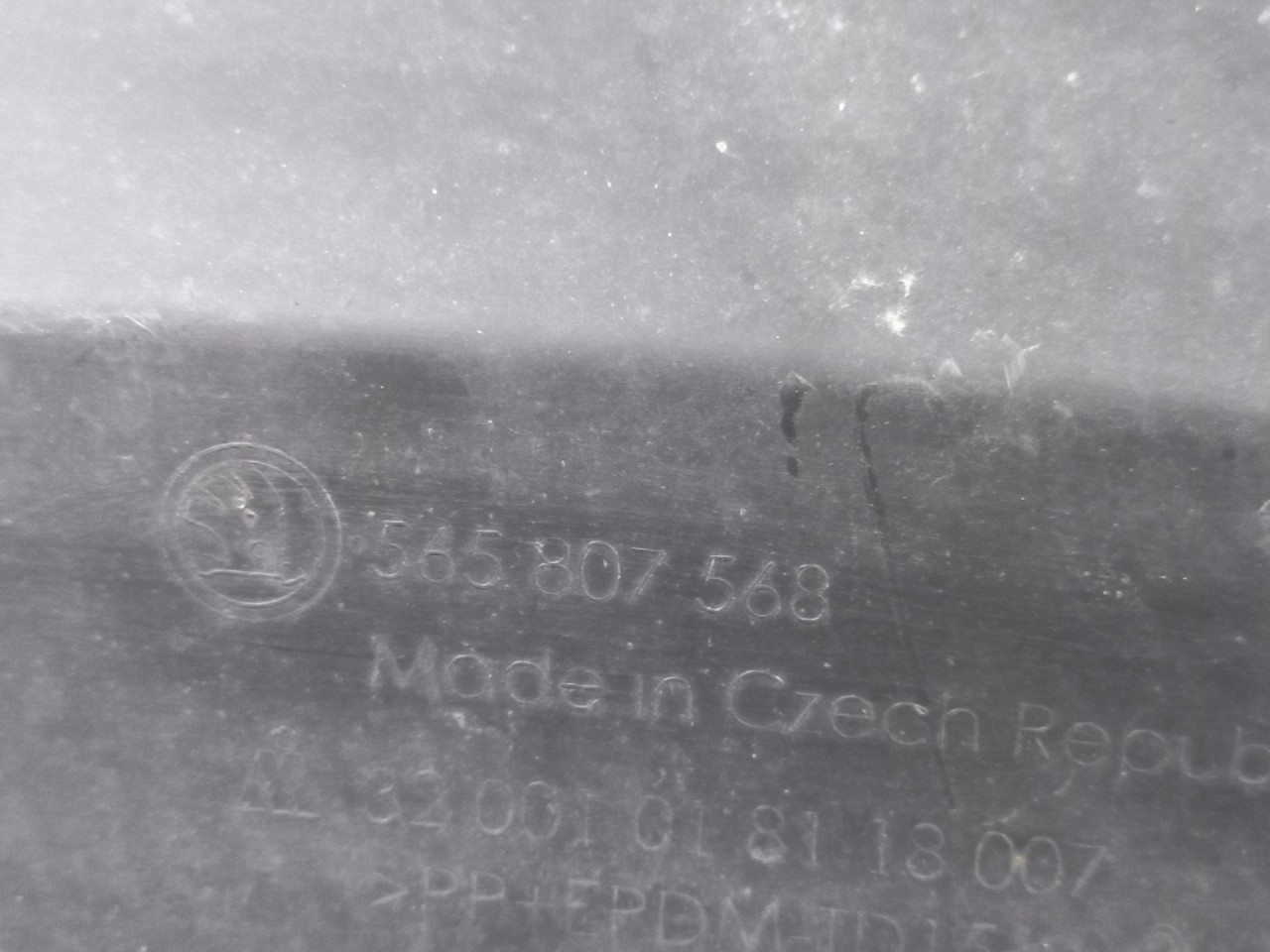 DIFUZOR ZADNJI SKODA KODIAQ > 16-18 565807568