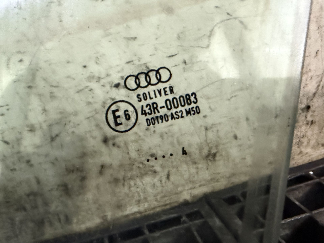 DIJELOVI STAKLO AUDI A6 4G > 14-18 3.0 4G0845201