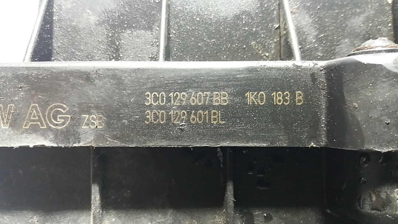 KUCISTE FILTERA ZRAKA SKODA OCTAVIA > 08-13 1K0183B