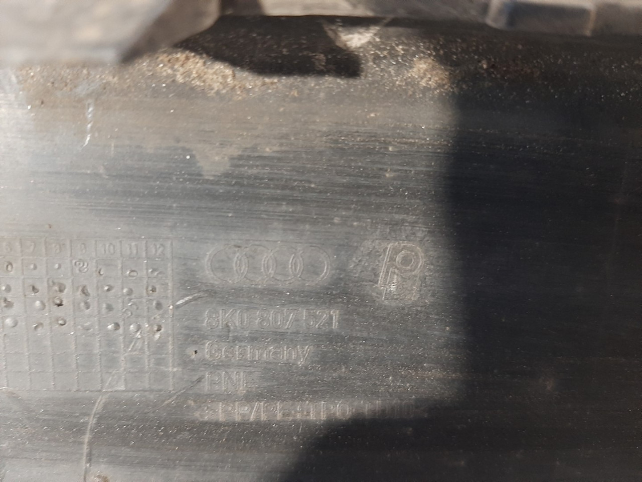DIFUZOR ZADNJI AUDI A4 (B8) > 07-11 8K0807521