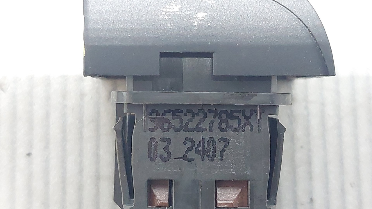 DIJELOVI PREKIDAC PEUGEOT 207 > 06-09 96522785XT