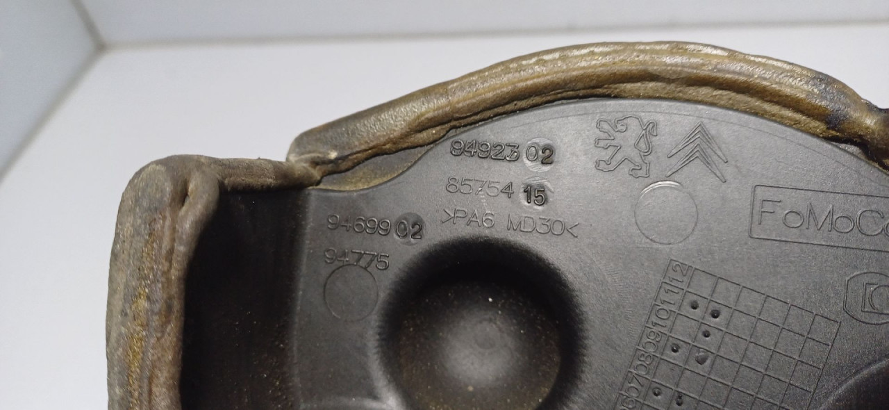 POKLOPAC ZUPCASTOG REMENA PEUGEOT 308 > 07-11 9492302