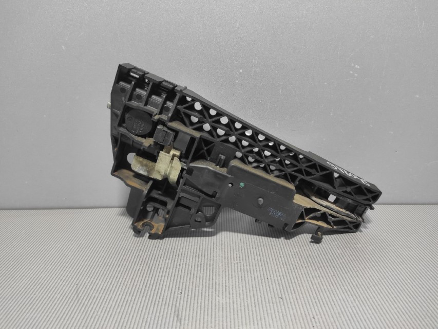 RUCKA VRATA AUDI A4 (B8) > 07-11 8T0837167A
