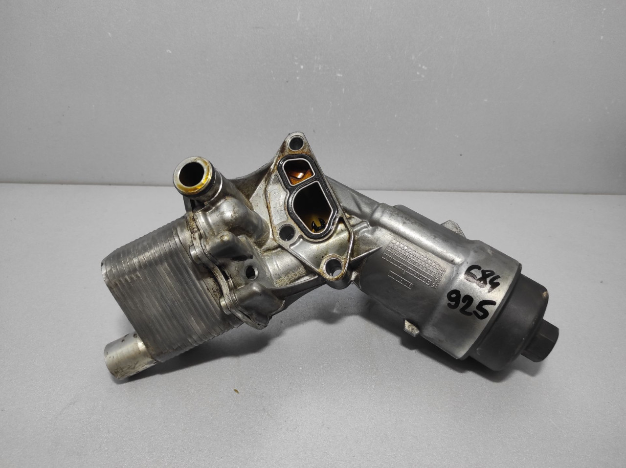 KUCISTE FILTERA ULJA OPEL ASTRA J > 12-15 2078101049