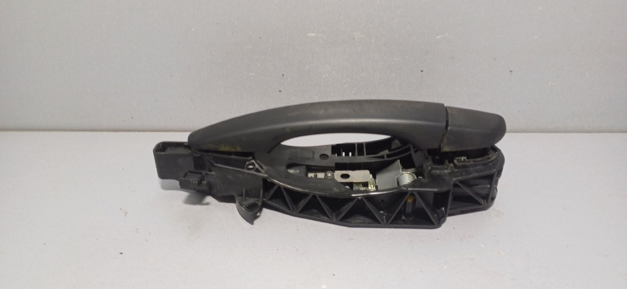 DIJELOVI RUCKA VRATA OPEL COMBO > 18- 9802977380