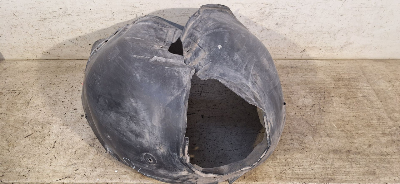 DIJELOVI UNUTRASNJI BLATOBRAN OPEL INSIGNIA > 17-19 2.0 39137598
