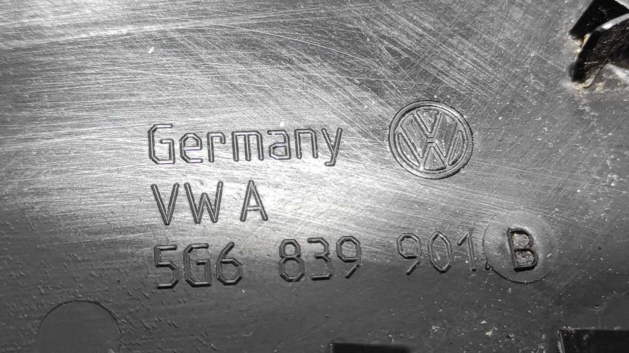 DIJELOVI LAJSNA VW GOLF 7 > 12-16 5G6839901B