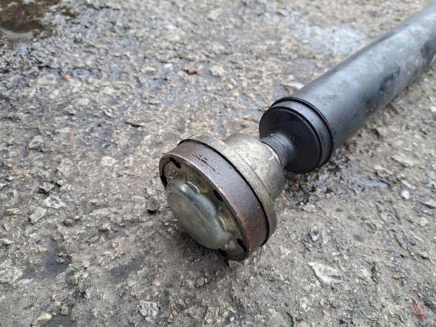 DIJELOVI KARDAN VW T6 > 15-19 2.5