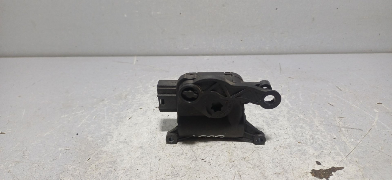 DIJELOVI MOTORIC KLAPNE VW PASSAT CC > 12-17