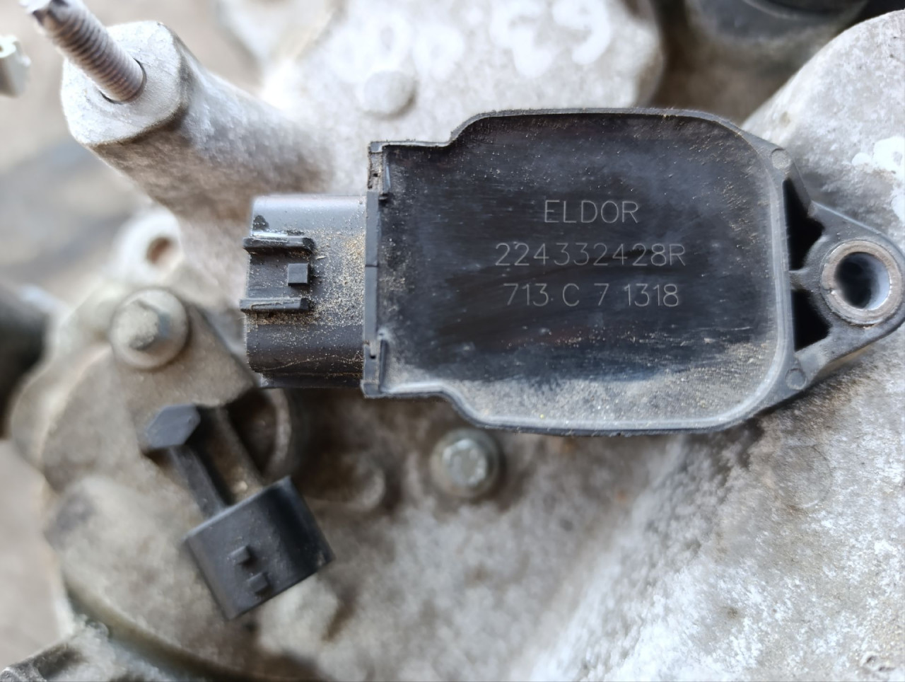 DIJELOVI BOMBINA RENAULT CAPTUR > 17-19 224332428R
