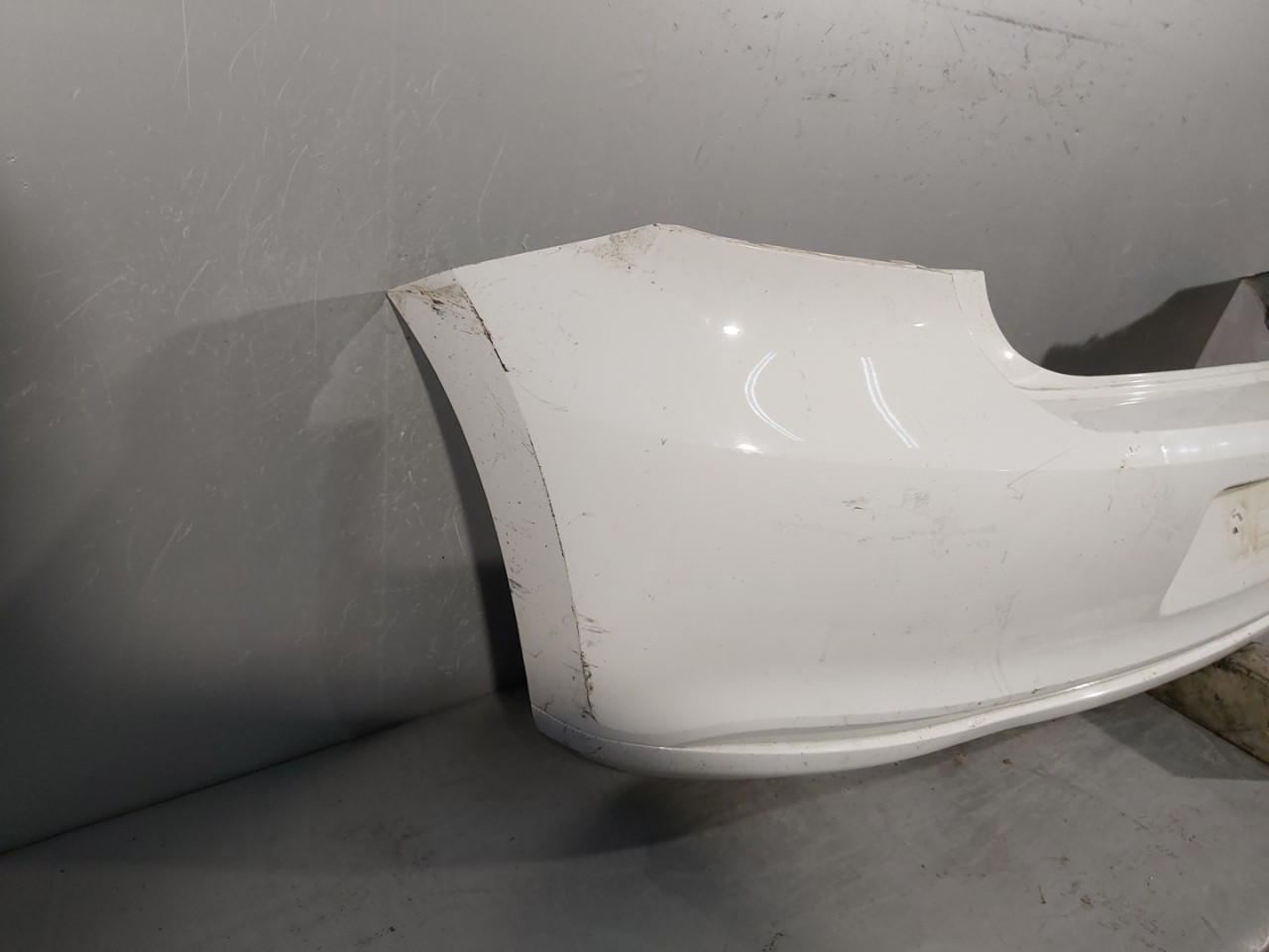 DIJELOVI BRANIK VW POLO > 09-14 6R6807421BK