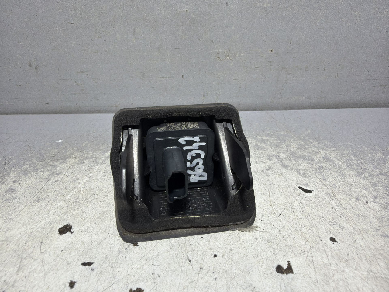 DIJELOVI RIKVERC KAMERA PEUGEOT 3008 > 16-20 1.5 9809301080