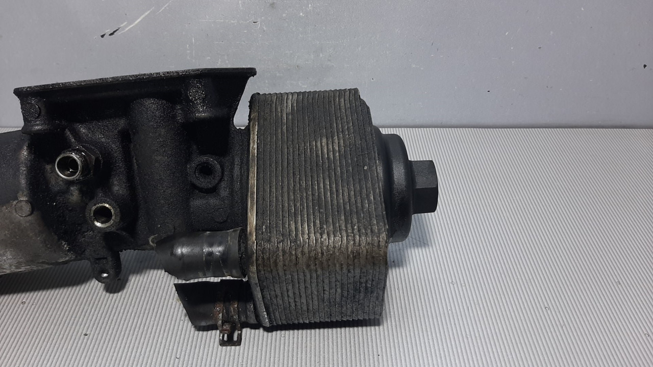HLADNJAK ULJA VW PASSAT B6 > 05-10 038117VWH